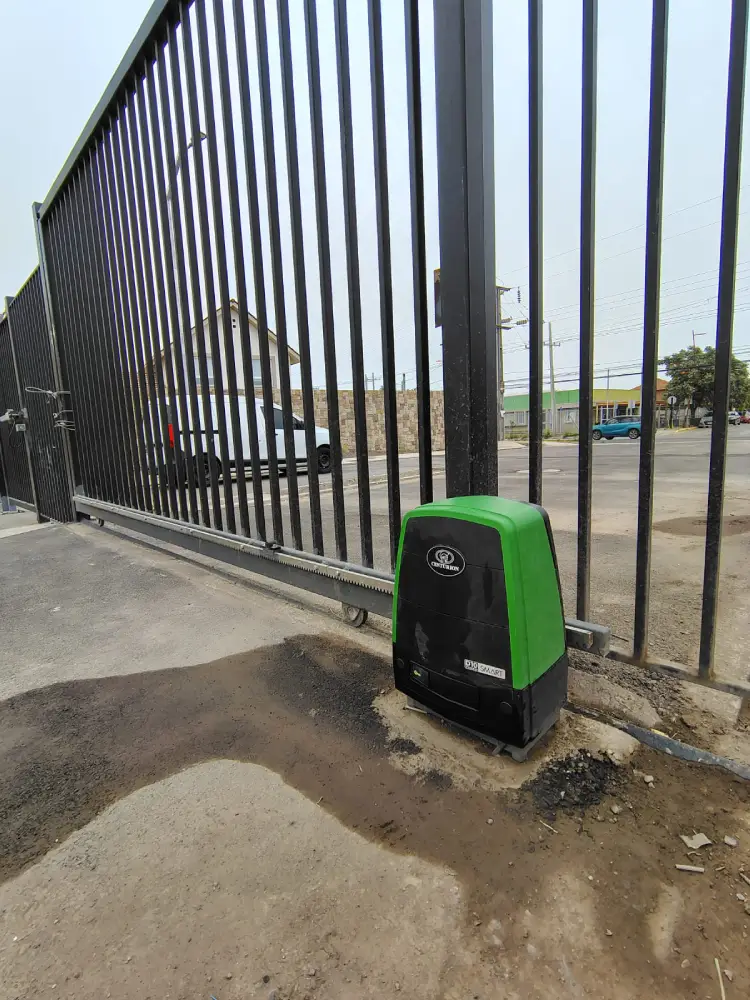 Automatización de portón - Providencia