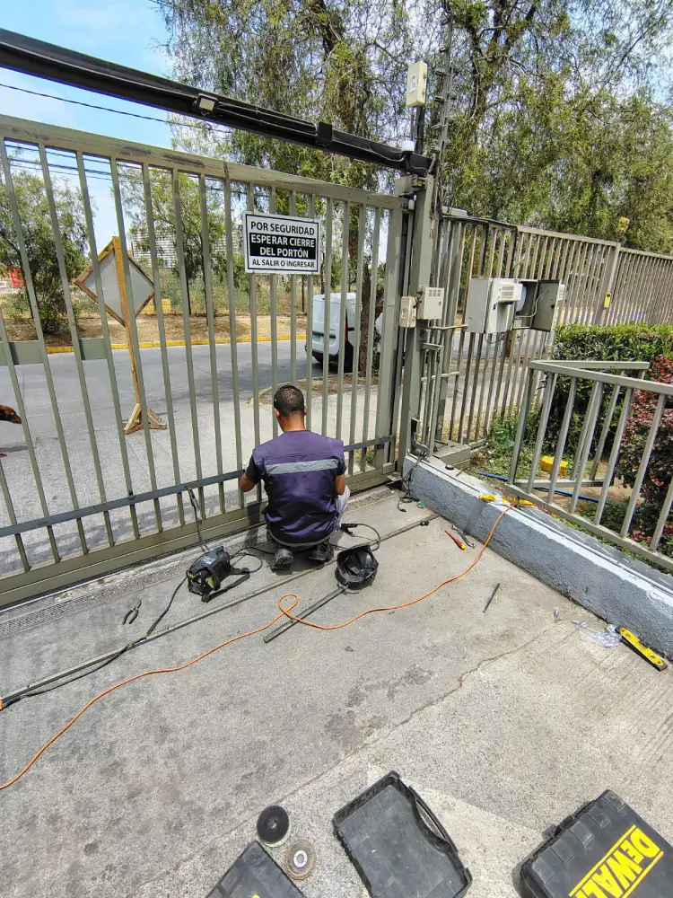 Automatización de portón - Macul